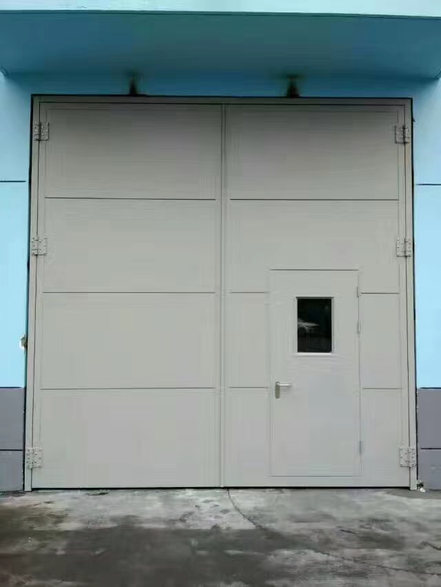 超大鋼質門